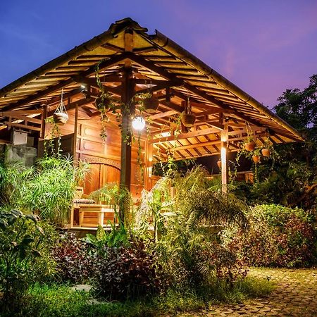 Yabbiekayu Eco-Bungalows Yogyakarta Eksteriør billede